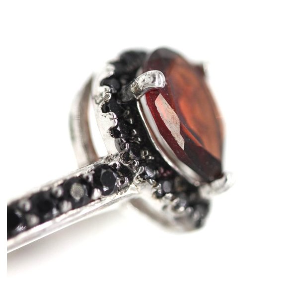 925 STERLING 3 stacking rings ruby red and black CZ's 7.4 grams Size 6 NOS - Picture 6 of 11